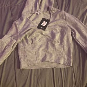 Long sleeve crop top